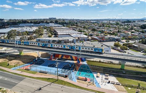 dandenong to hoppers crossing|Train Dandenong to Hoppers Crossing from $4